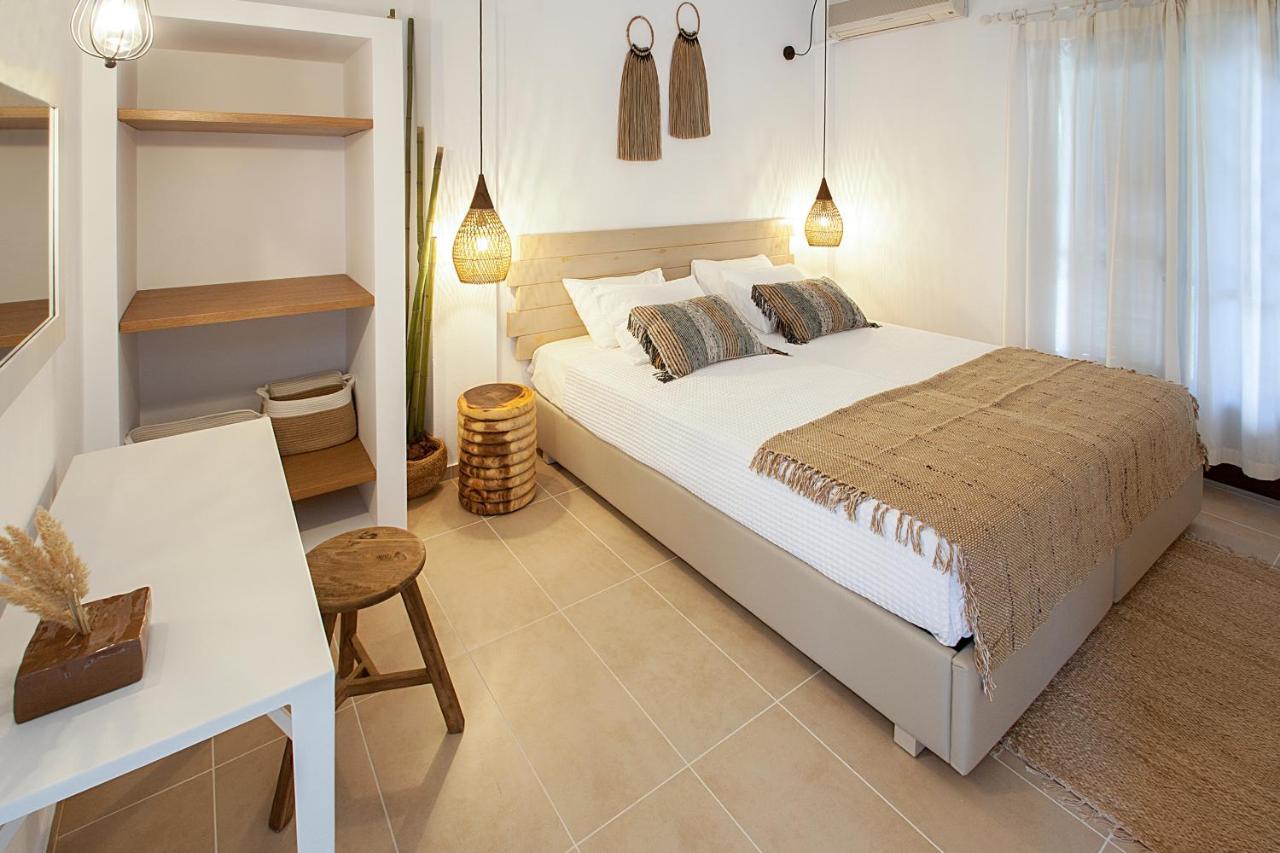 Paris Studios & Apartment อายา ปารัสเกวี ภายนอก รูปภาพ