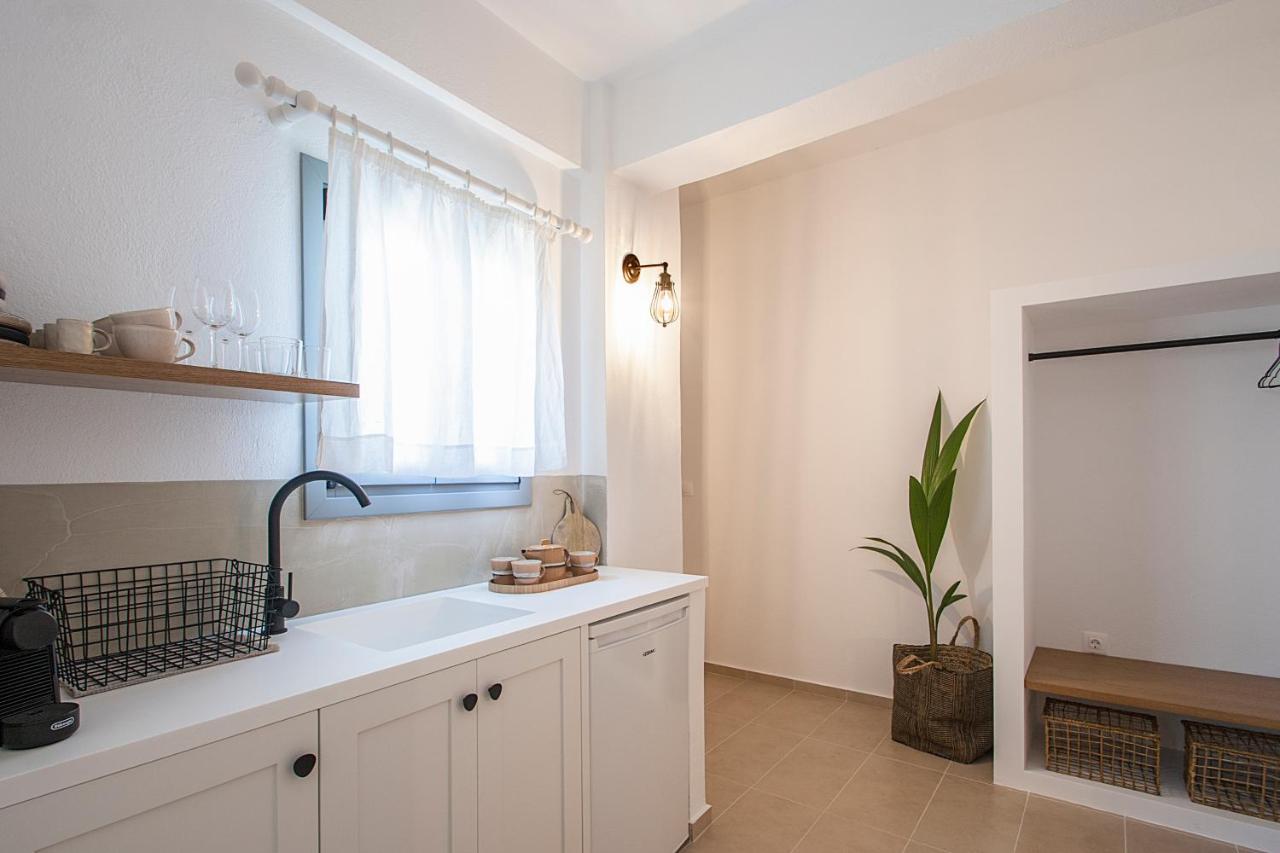 Paris Studios & Apartment อายา ปารัสเกวี ภายนอก รูปภาพ