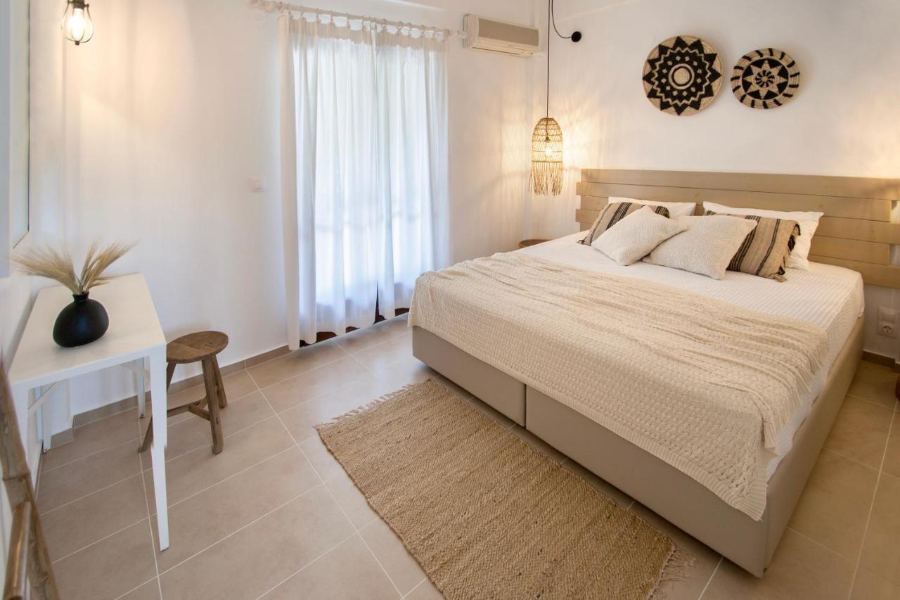 Paris Studios & Apartment อายา ปารัสเกวี ภายนอก รูปภาพ
