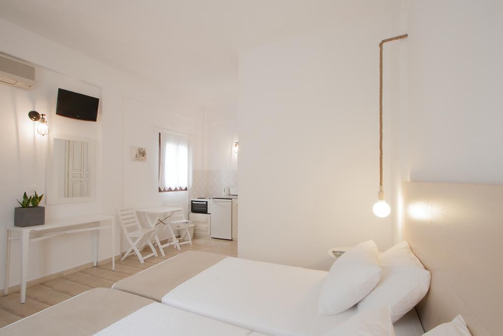 Paris Studios & Apartment อายา ปารัสเกวี ภายนอก รูปภาพ